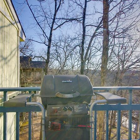 Breezy Margaritaville Resort Getaway With Gas Grill! Osage Beach Exterior photo